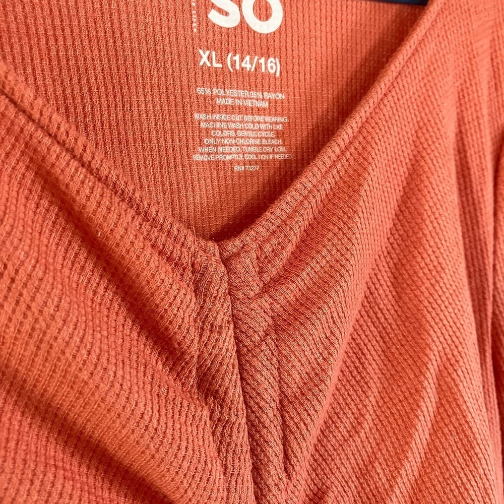 Four Top Long Sleeve Bundle - Picture 3 of 13
